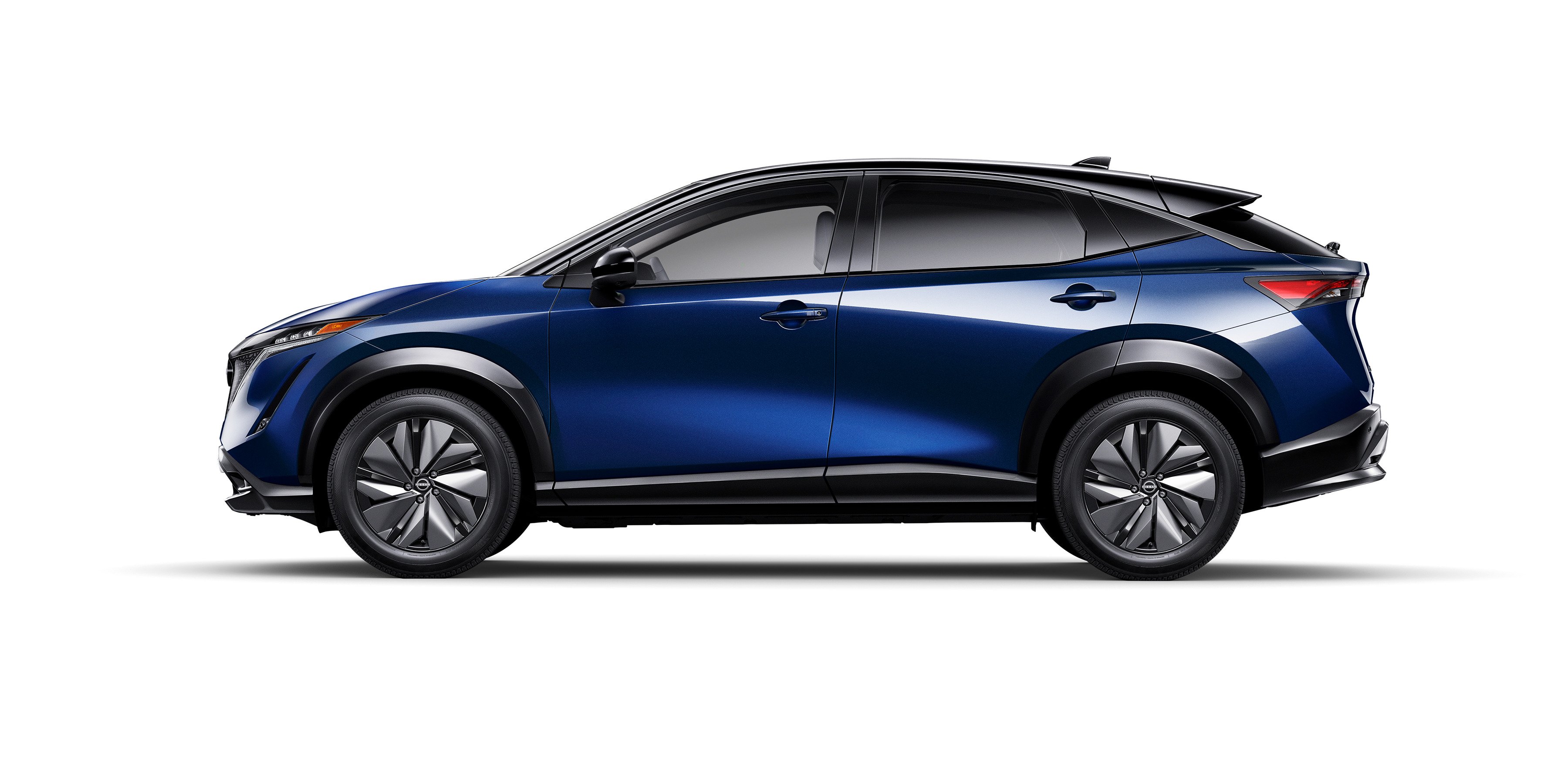 The new electric compact SUV Nissan ARIYA EVOLVE+ has an estimated 300-mile driving range. Reserve your Nissan ARIYA EVOLVE+ at your nearest Nissan dealership in Athens, Georgia.