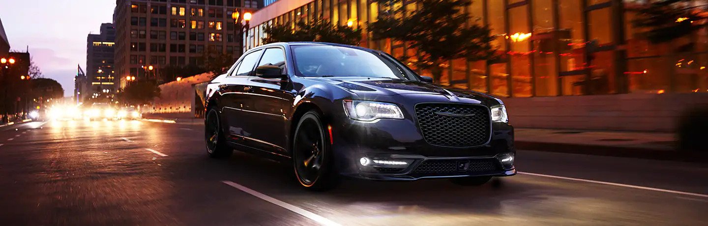 Find the perfect car near a CDJR dealership. Choose from all models of Chrysler, including the Chrysler 300.