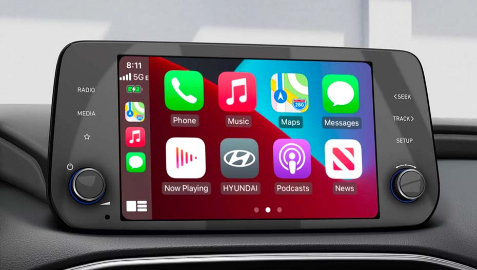 Check out the Hyundai Santa Fe Interior and the new technology at your local dealership Hyundai of Cool Springs, Franklin, Tennessee.