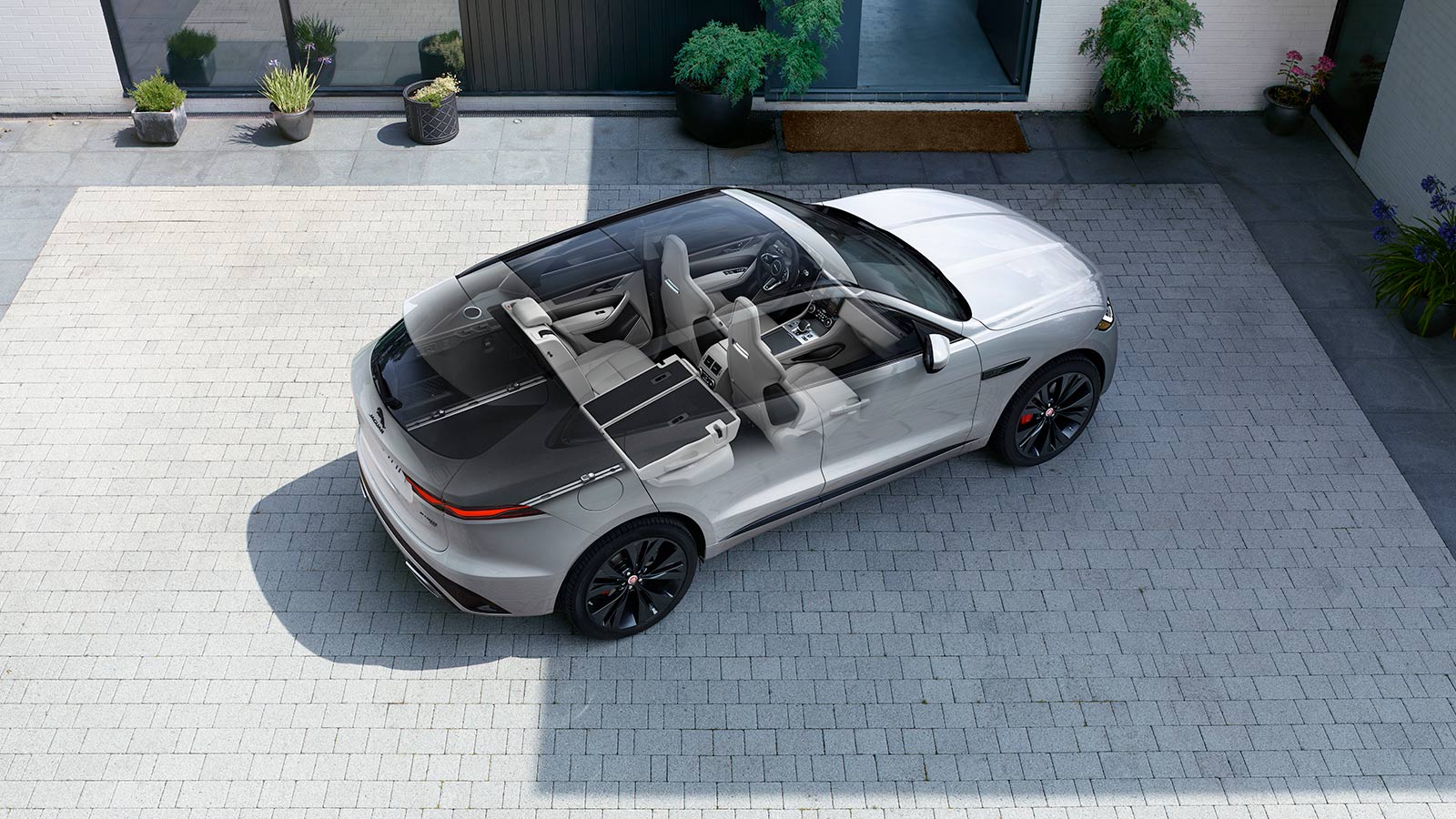   Jaguar F-PACE SVR, an Exclusive, high-performance Jaguar SUV, has a serious style and performance.