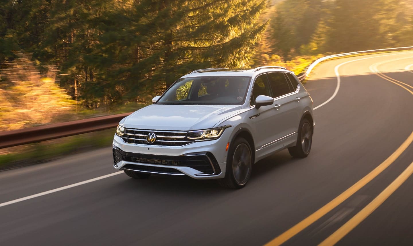 Find the 2021 Volkswagen Tiguan, 2019 Volkswagen Tiguan, and 2018 Volkswagen Tiguan available for sale near Snellville, Georgia.
