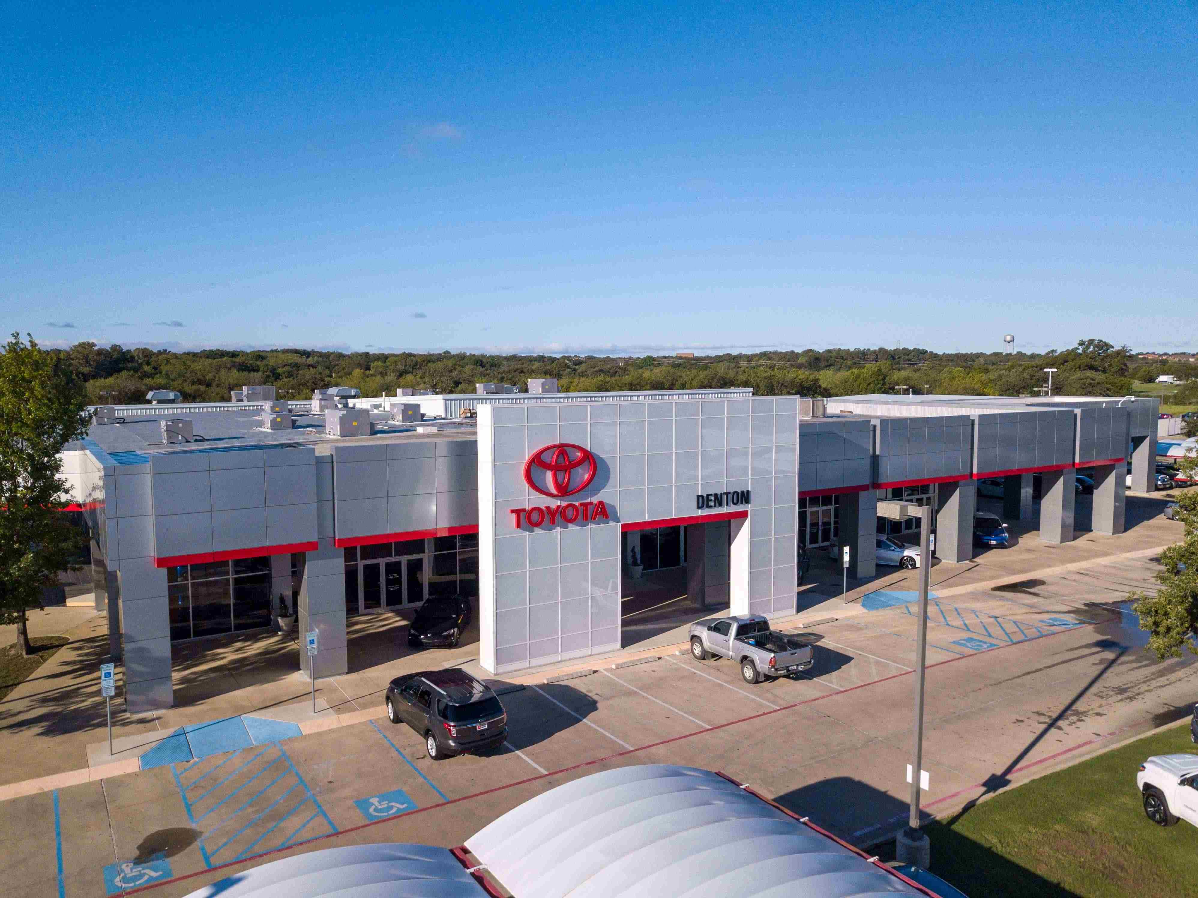 At Toyota of Denton, we offer a selection of brand-new 2022 Toyota 4Runner and 2021 Toyota RAV4 models. Visit our local Toyota dealer in Plano, Texas, to find your perfect car today! With an impressive variety of features and a knowledgeable staff, we are your top choice for Toyota vehicles in Denton, TX.