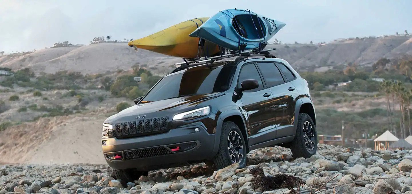 Shop at Franklin Chrysler Dodge Jeep Ram for new and used cars, jeeps, trucks, and SUVs. We have a great selection of new 2017, 2028, 2019, 2020, and 2021 jeeps and Cherokee models in stock.