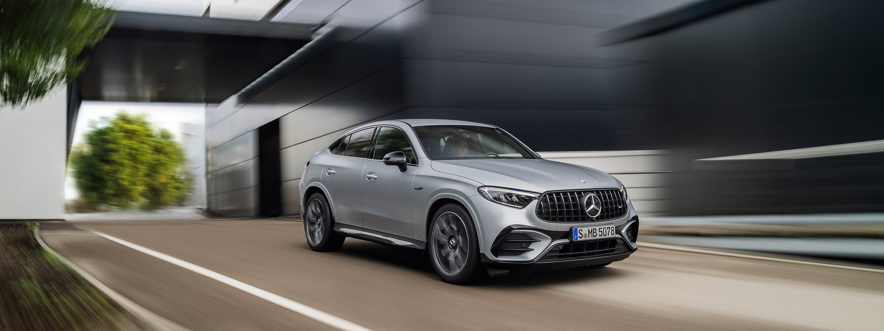 Experience Automotive Excellence in Naples, FL: Mercedes-AMG Series at Mercedes-Benz of Naples