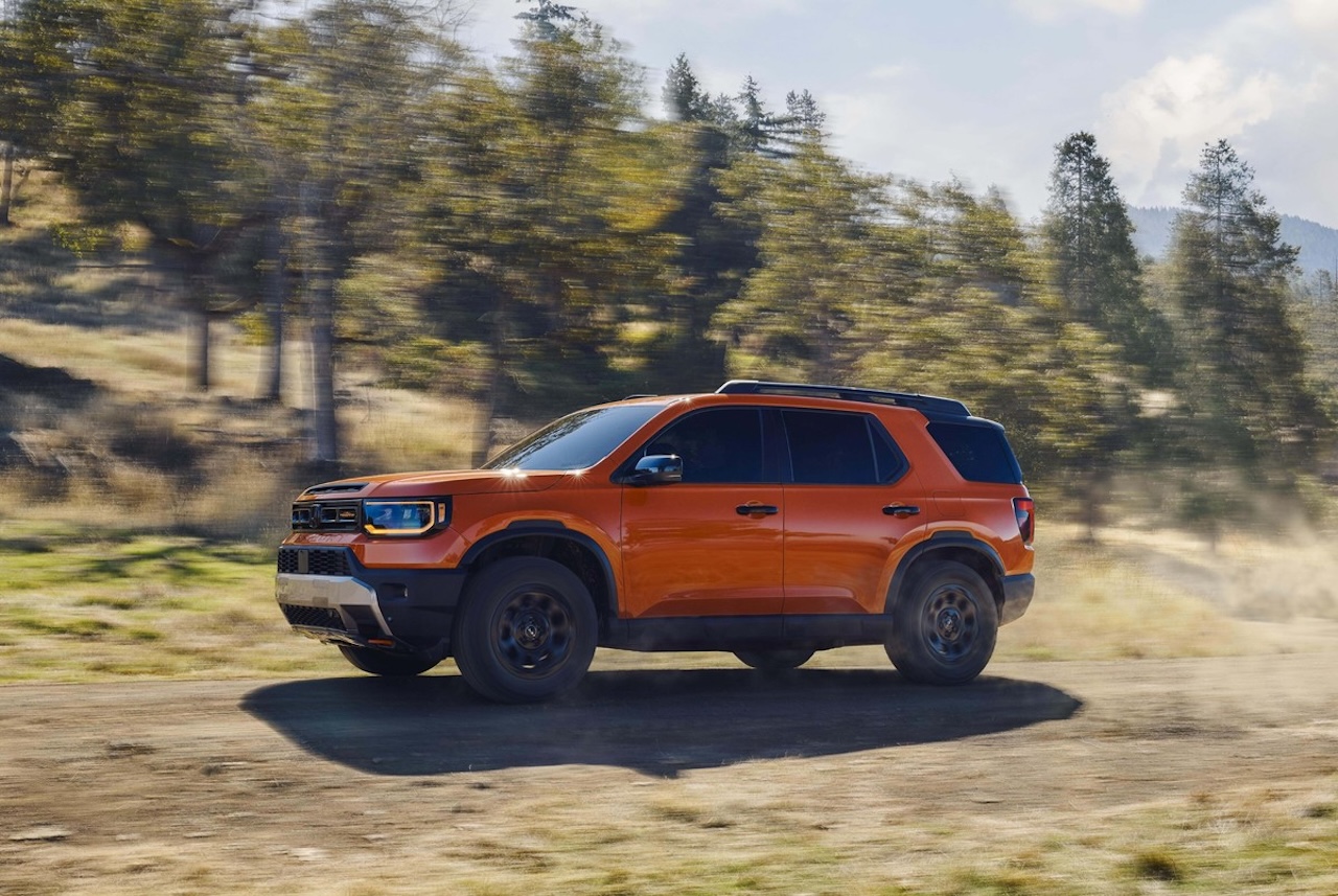 Fuel-efficient Honda SUV available at Gary Yeomans Honda near Daytona Beach FL