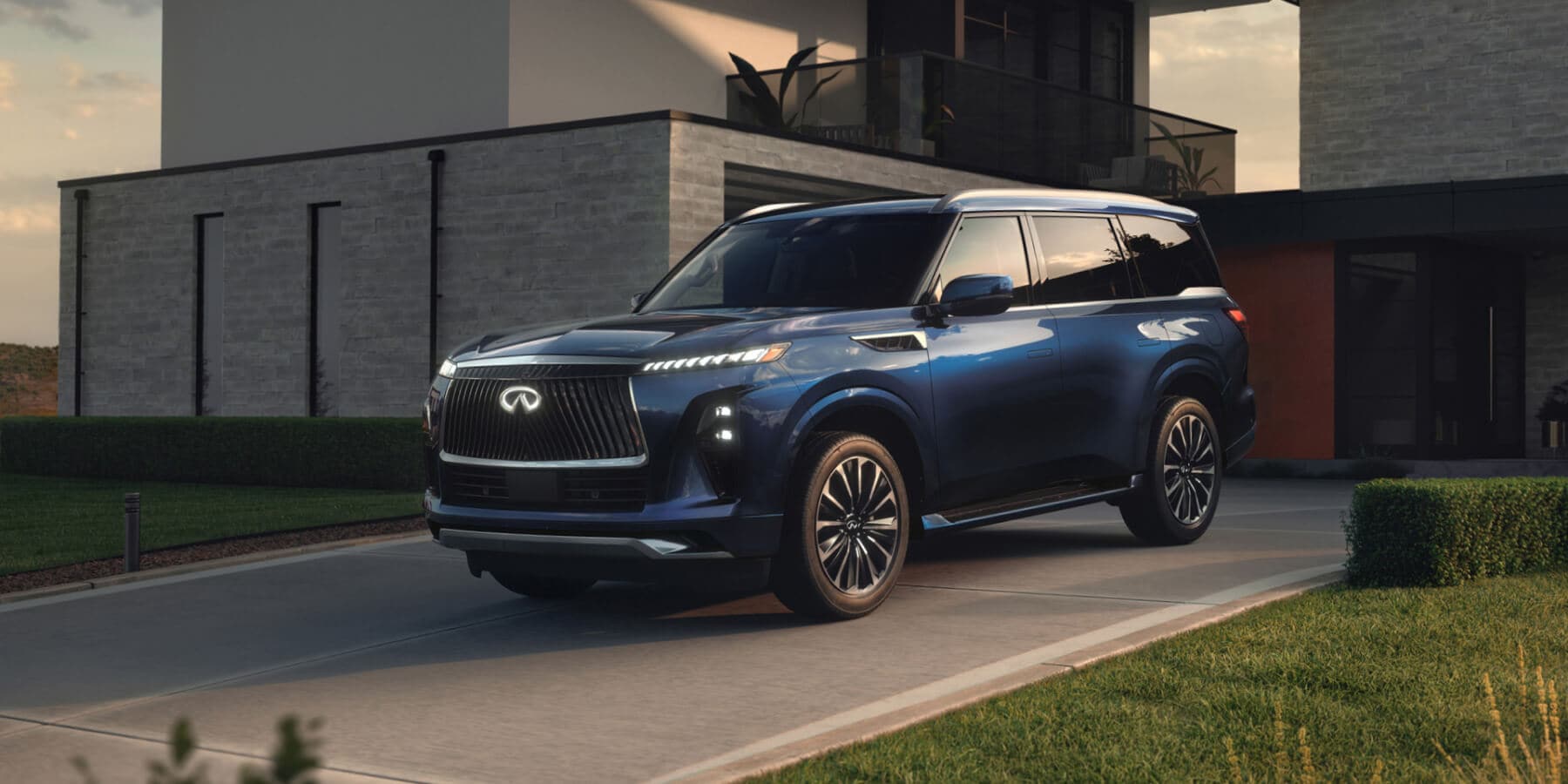 INFINITI QX80 available for Fort Lauderdale FL drivers at Sawgrass INFINITI