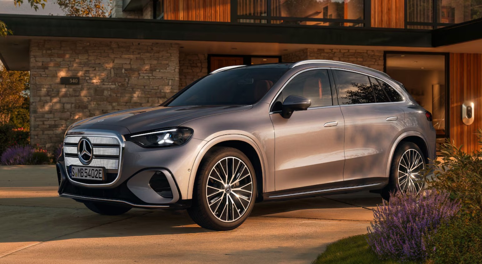 Mercedes-Benz GLC SUV available at Mercedes-Benz of Melbourne serving Viera FL clients