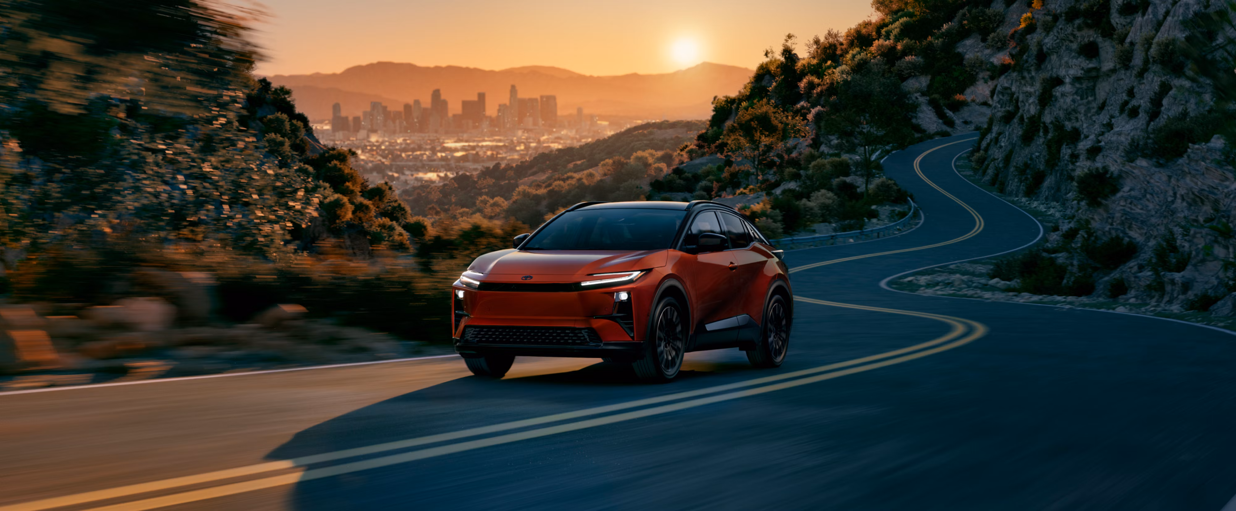2026 Toyota C-HR BEV electric compact SUV – exterior design, range, fast charging, performance