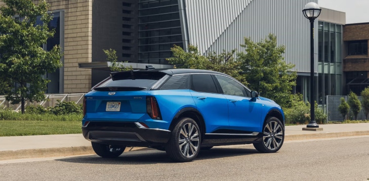 2025 Cadillac Optiq EV, Cadillac EV Optiq, Cadillac Optiq EV 2025, Cadillac Optiq EV specs, 2025 Cadillac Optiq EV review, Cadillac electric SUV, Cadillac Optiq EV range, Cadillac Optiq features, Cadillac Optiq EV interior, Cadillac Optiq EV performance, Cadillac Optiq EV price, Cadillac EV lineup, Cadillac Optiq 2025 details, Cadillac Optiq EV technology.