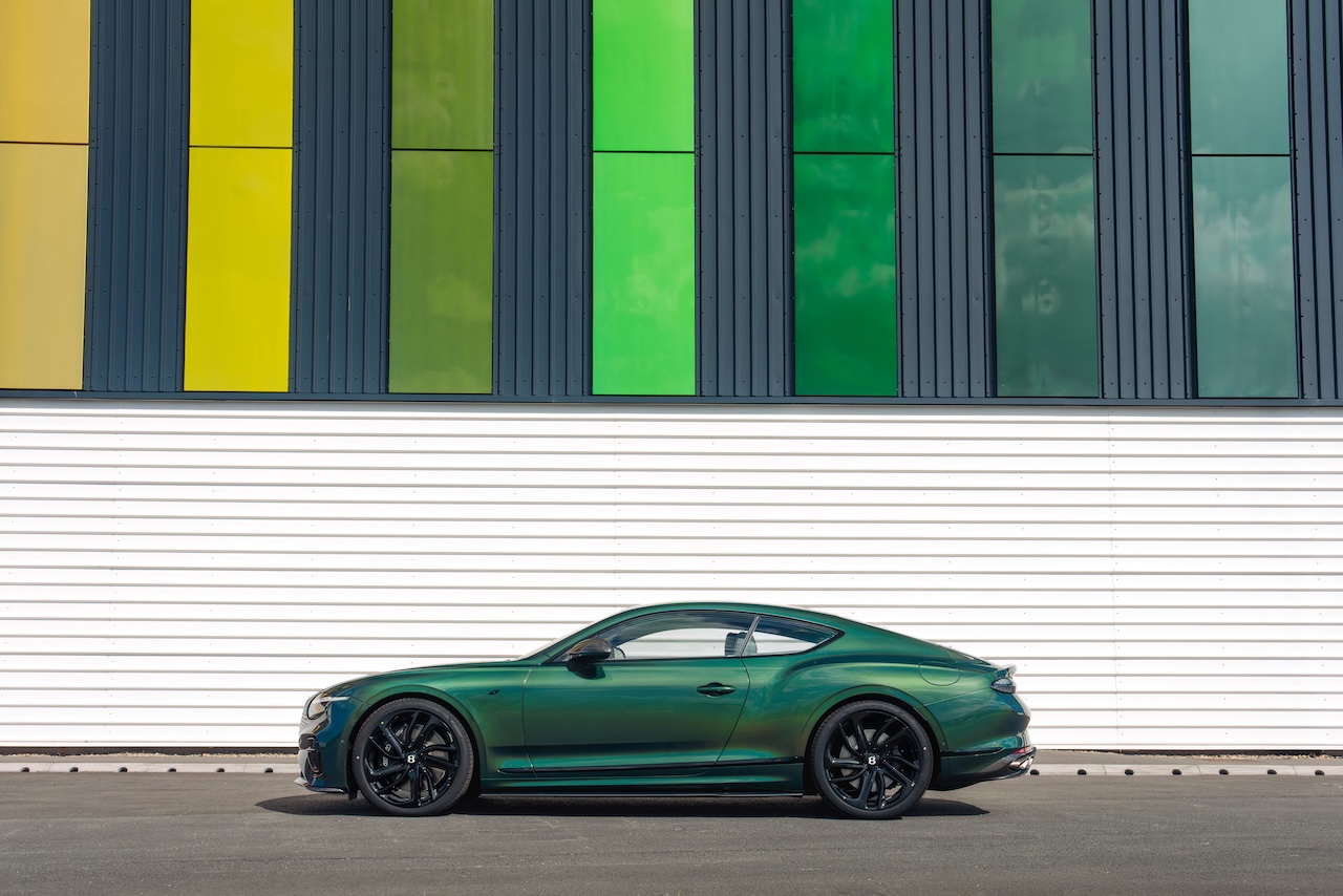 Bentley Continental GT rear stance and lighting design