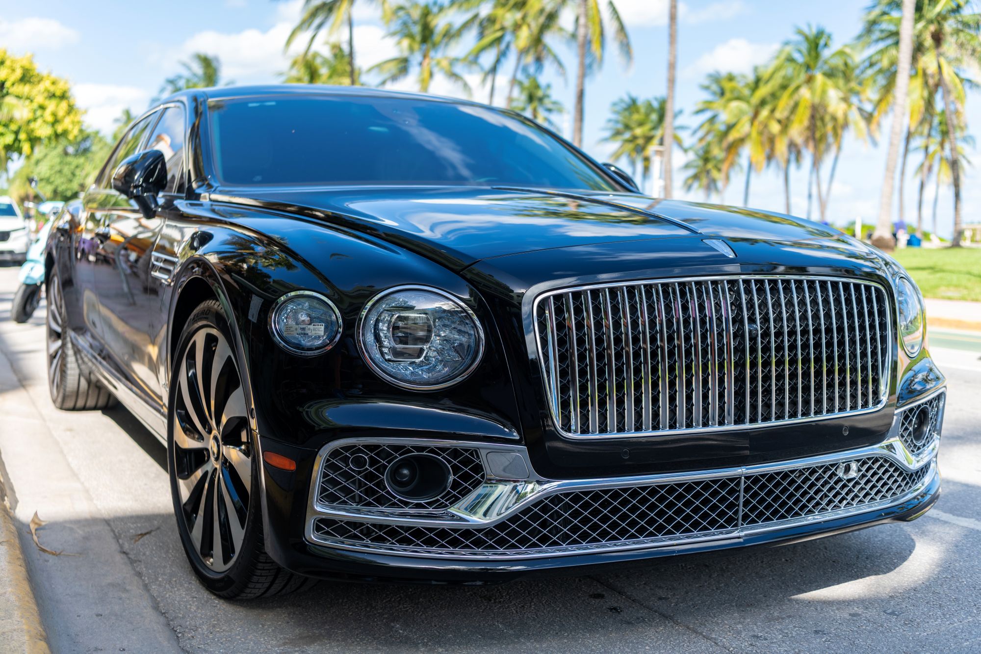 Naples Luxury Imports serving luxury and exotic vehicle shoppers and owners throughout Southwest Florida