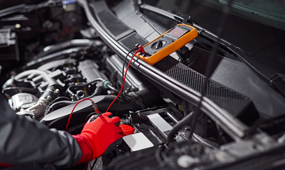 Professional Hyundai battery testing Fort Worth, battery diagnostics DFW service center, Hyundai service check battery life, car battery replacement Texas heat, battery load test Hyundai Sonata Palisade, advanced battery diagnostics DFW Metroplex