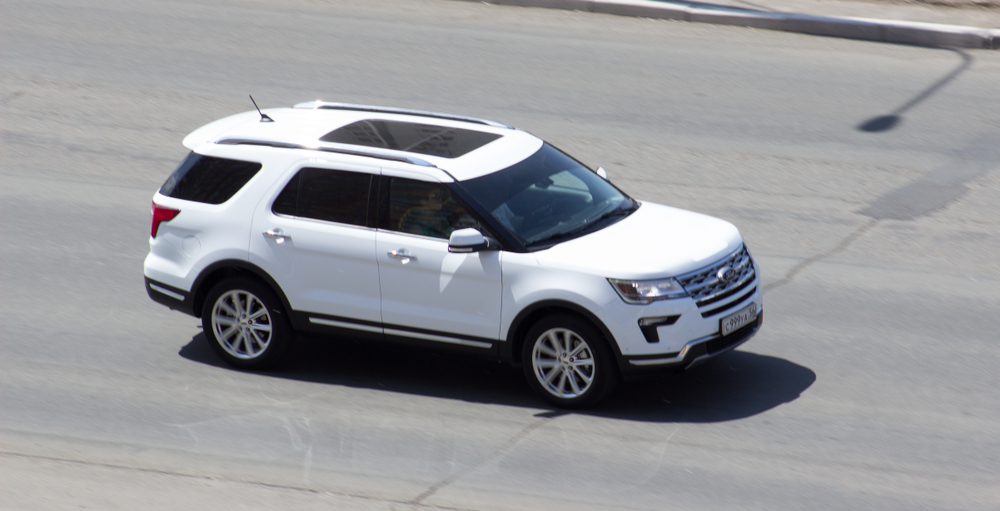 Ford Explorer summer driving Tennessee, Ford cooling system Franklin TN, Ford SUV performance heat, overheating prevention Ford Franklin, Ford Explorer highway Tennessee heat, Ford air conditioning check TN, Ford service center Franklin TN, Ford radiator efficiency, summer driving Ford SUV Franklin, cooling system maintenance Ford Lincoln of Franklin