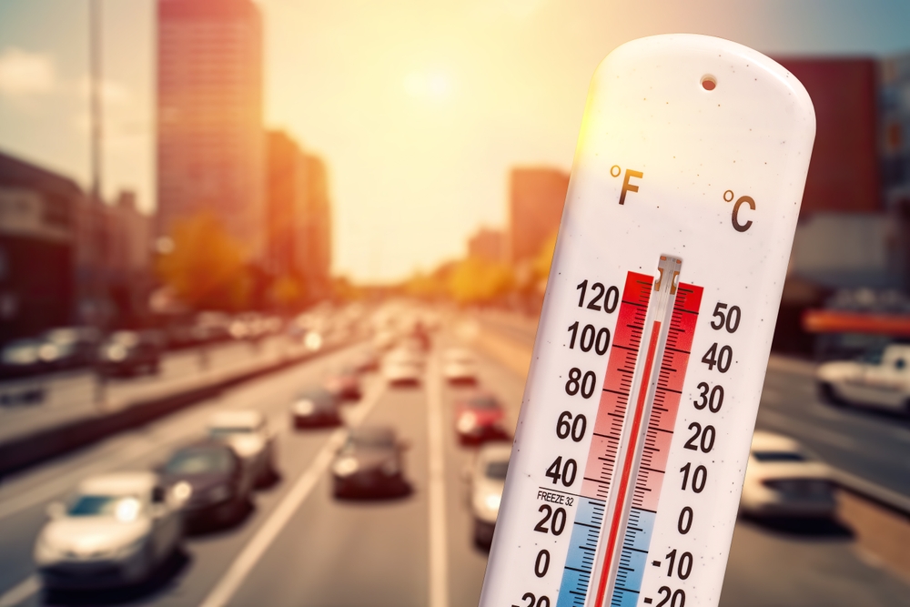 High temperature thermometer summer Franklin TN road, Ford battery replacement Franklin TN, summer heat kills car batteries Franklin Tennessee, battery protection tips Franklin TN, car battery service Franklin, Ford battery testing, Motorcraft battery heat resistance