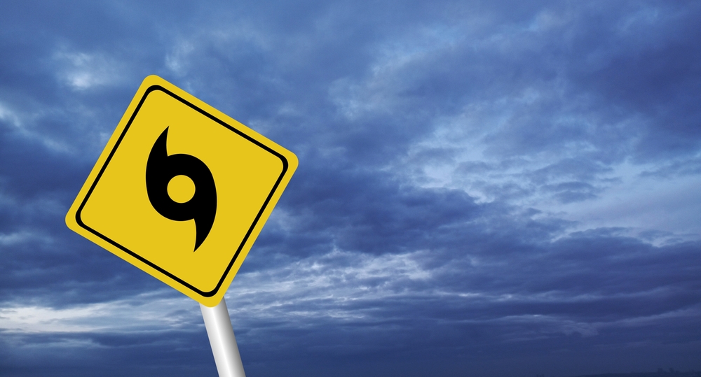 hurricane warning sign Daytona Beach, Florida hurricane storm season Mercedes-Benz, Mercedes-Benz hurricane prep tips, hurricane skies storm season Daytona, car protection storm clouds Mercedes-Benz Florida, Mercedes-Benz emergency weather alert Florida
