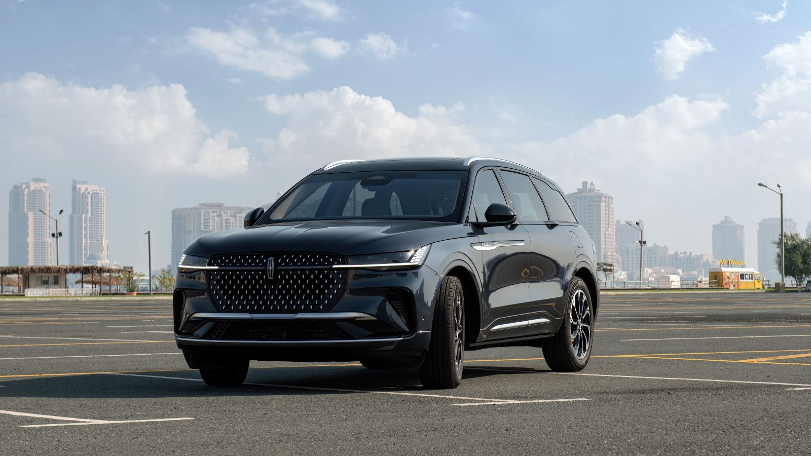 Lincoln SUV lineup at Mark Ficken Lincoln on South Boulevard in Charlotte, North Carolina