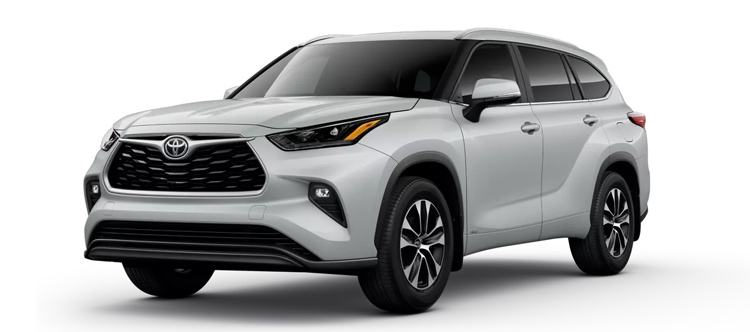 Toyota Highlander Hybrid Model In Motion