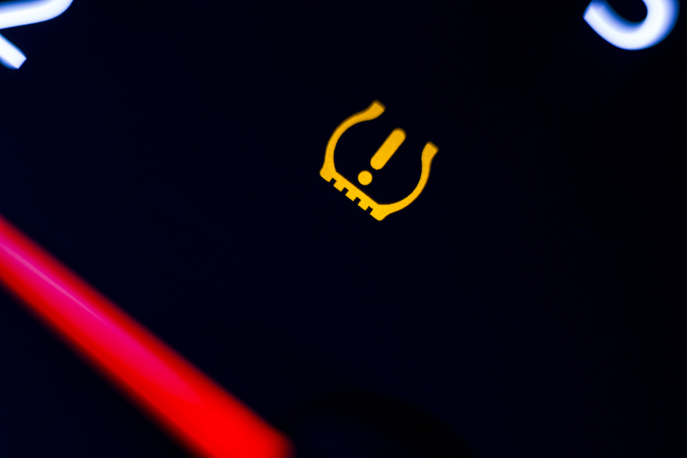 Mercedes-Benz TPMS dashboard warning light, tire pressure alert summer heat, Mercedes-Benz tire pressure monitoring system Daytona Beach, TPMS sensor hot weather Florida, Mercedes dashboard alert high PSI, Mercedes-Benz safety system alert summer, tire pressure change warning Mercedes, luxury vehicle heat-related tire alert