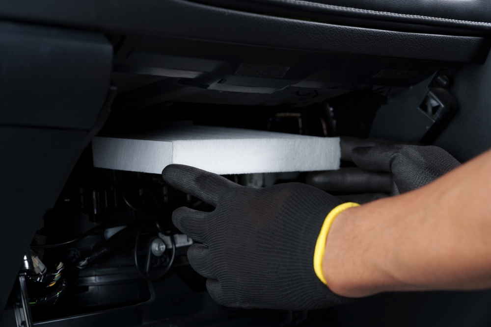 Jeep cabin air filter replacement, Jeep A/C repair Newnan GA, Georgia pollen filter change, Jeep HVAC maintenance, Jeep air quality improvement, Jeep A/C airflow fix, Jeep filter service Georgia summers, cabin filter install Jeep Newnan CDJR, Jeep routine air conditioning maintenance, Jeep filter for pollen season