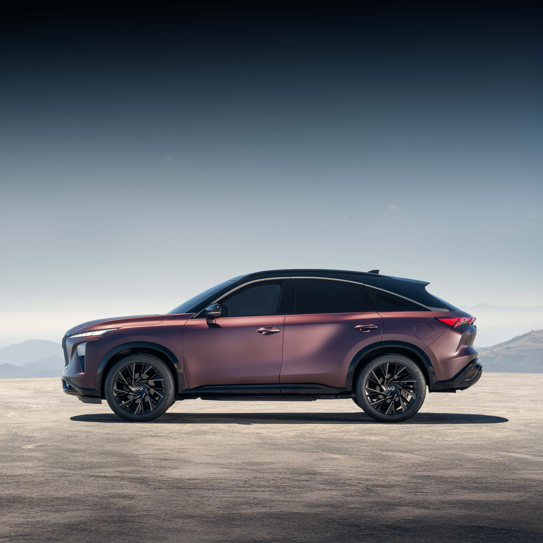 INFINITI QX65 Monograph Concept highlighting its bold exterior lines