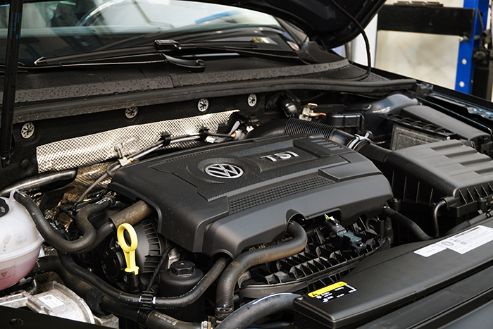 Volkswagen oil change Snellville, VW synthetic oil change, certified VW service Snellville GA, Volkswagen maintenance, VW engine oil service, full synthetic oil for Volkswagen, best oil for VW, how often to change oil in VW, VW dealership oil change, expert Volkswagen technicians Snellville, Stone Mountain VW service center, oil change cost Snellville, Volkswagen certified oil service, routine VW maintenance Snellville, VW oil change specials, factory-recommended VW oil, premium engine oil Snellville, professional Volkswagen service, OEM oil filters VW, trusted VW repair Snellville GA