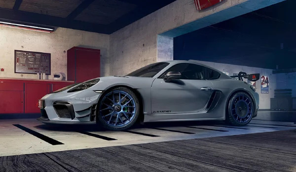 Porsche 718 Cayman GT4 RS with Manthey Performance Kit