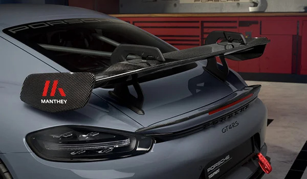Porsche 718 Cayman GT4 RS with Manthey Performance Kit